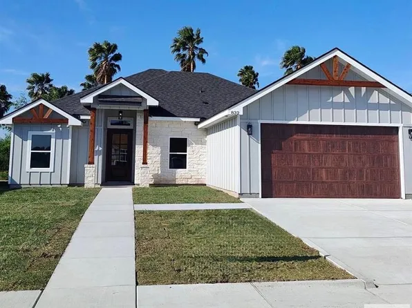 832 Milania Dr, La Feria, TX 78559