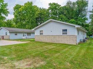 64 Gavin St #60, Lincoln, IL 62656