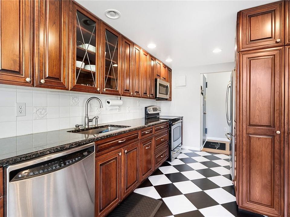 1st image of 400 High Point Drive #104