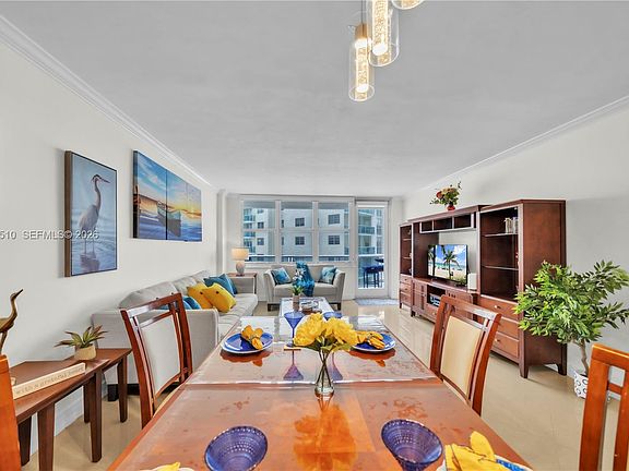 3rd image of 3725 S Ocean Dr APT 1220