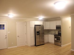1639 N Gardiner Dr, Bay Shore, NY 11706