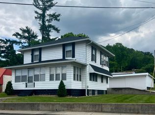 104 College Ave, Paoli, IN 47454