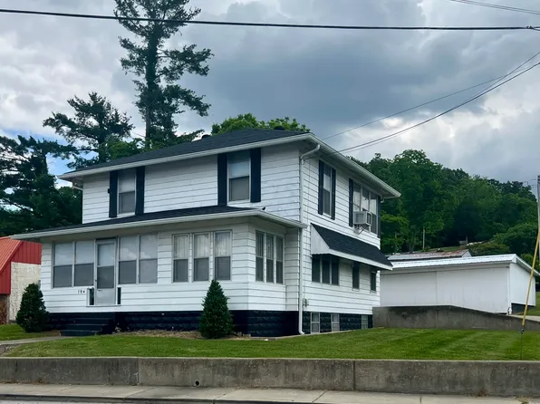 104 College Ave, Paoli, IN 47454