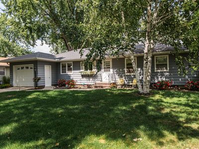 744 E School St, Owatonna, MN, 55060