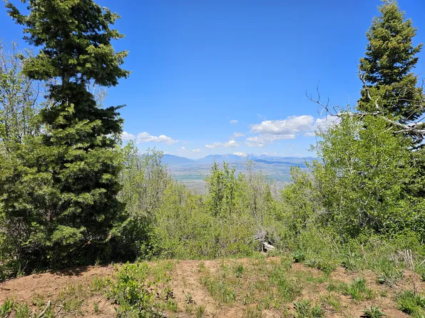 27 Pine Ridge Rd, Mount Pleasant, UT 84647
