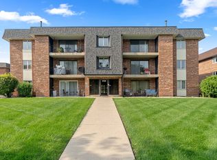 9138 W 140th St APT 1NE, Orland Park, IL 60462