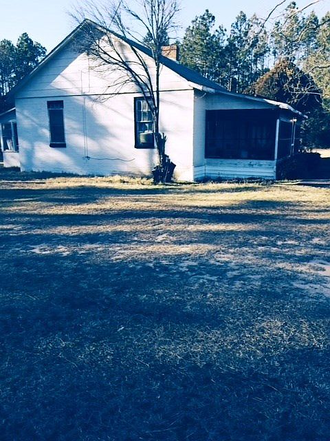 2nd image of 2332 Cannon Bridge Rd