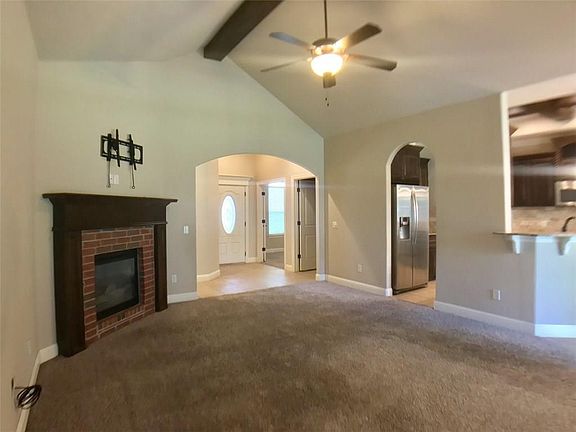 4th image of 13817 Drakes Way