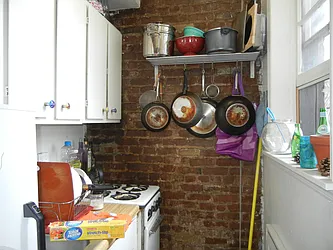 Rented by Brooklyn Heights Real Estate Inc