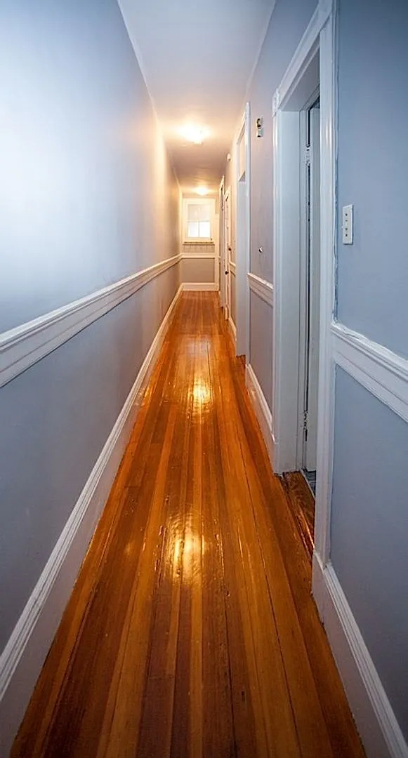 Updated 3BR in Cambridge | Granite Counters | Stainless Steel | Pets Negotiable | 9/1 — Photo 3
