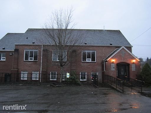 2nd image of 627 W Franklin St Ste B