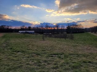 8 April Ln, Zebulon, GA 30295