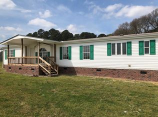 6435 Wayne Memorial Dr NE, Pikeville, NC 27863