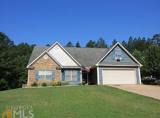 516 Brewer Dr, Locust Grove, GA 30248