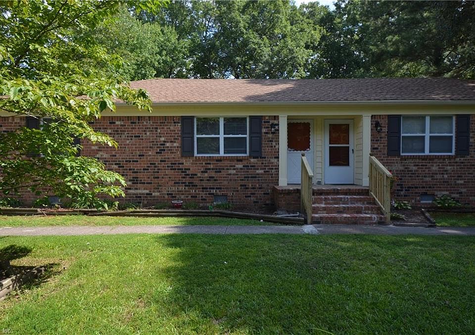 1st image of 137-A Marion Dr