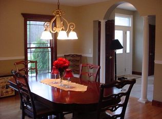 33 Rosemere Rd, Ballston Lake, NY 12019