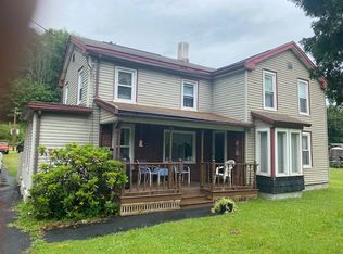 1 River Ln, Chenango Forks, NY 13746
