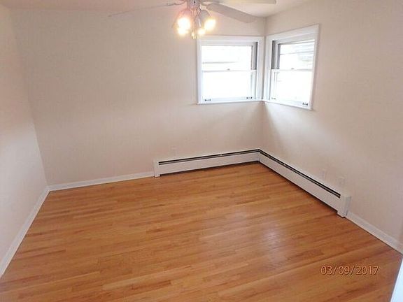 5th image of 4978 Wick Dr