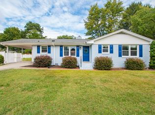 105 Reynolds Rd, Raleigh, NC 27609