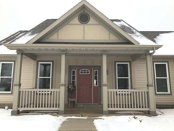 3rd image of 604 Eastmor Dr
