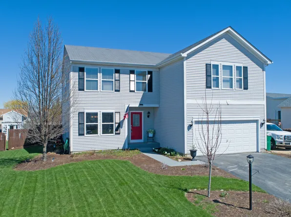 110 Cottonwood Blvd, Kirkland, IL 60146