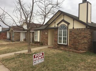 2129 Goodrich Dr, Moore, OK 73170