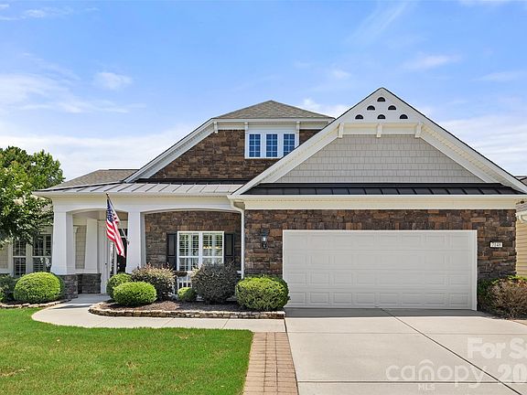 3rd image of 7148 Shenandoah Dr