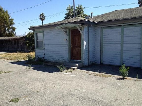 5th image of 480 Beck St