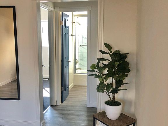 4th image of 1948 S Harvard Blvd APT 2