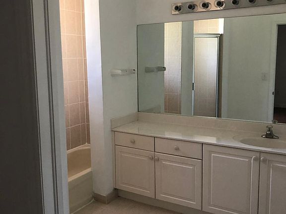 5th image of 23070 SW 112th Ct
