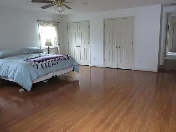 117 Chris Slade Chase #1, Yorktown, VA 23693