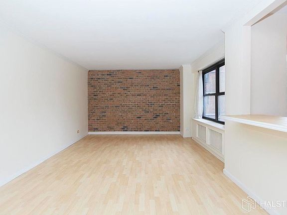 3rd image of 266 E Broadway APT B1502