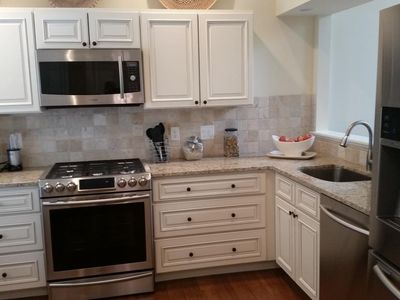 636 Abbey Mill Dr SE, Ada, MI, 49301