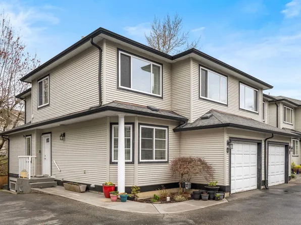 9559 208th St #4, Langley, BC V1M 2L7