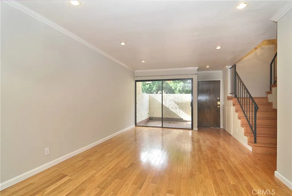2 bed, 2.5 bath, 1494 sqft, $3,550 — Photo 3