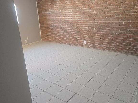 5th image of 10541 Gran Cima Ln #B