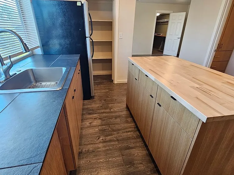 171 Mellecker Way — Photo 34