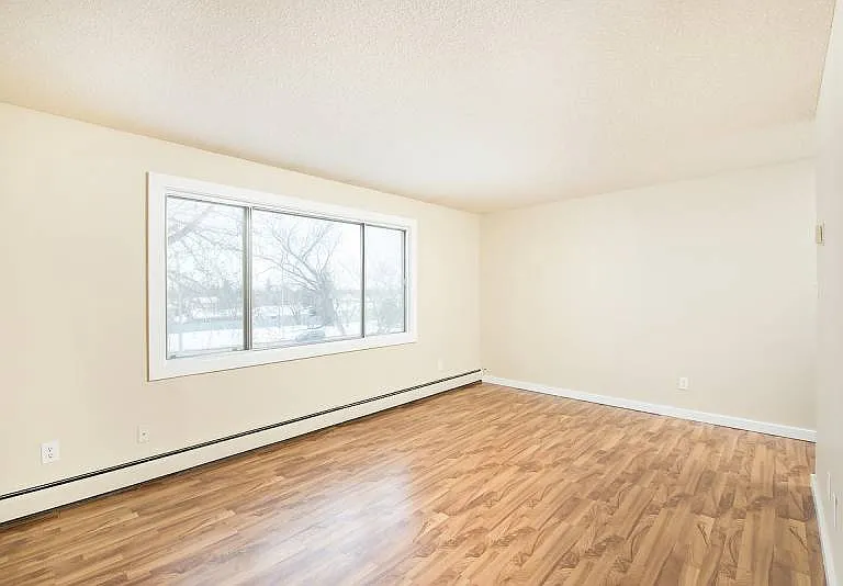 16 Fir St — Photo 7