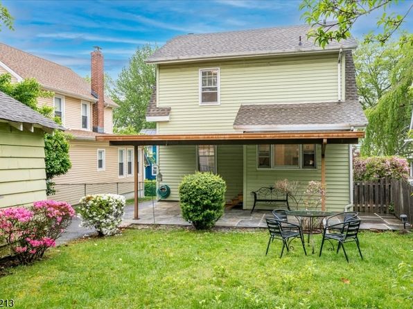 24 Manley Ter, Maplewood Twp., NJ 07040