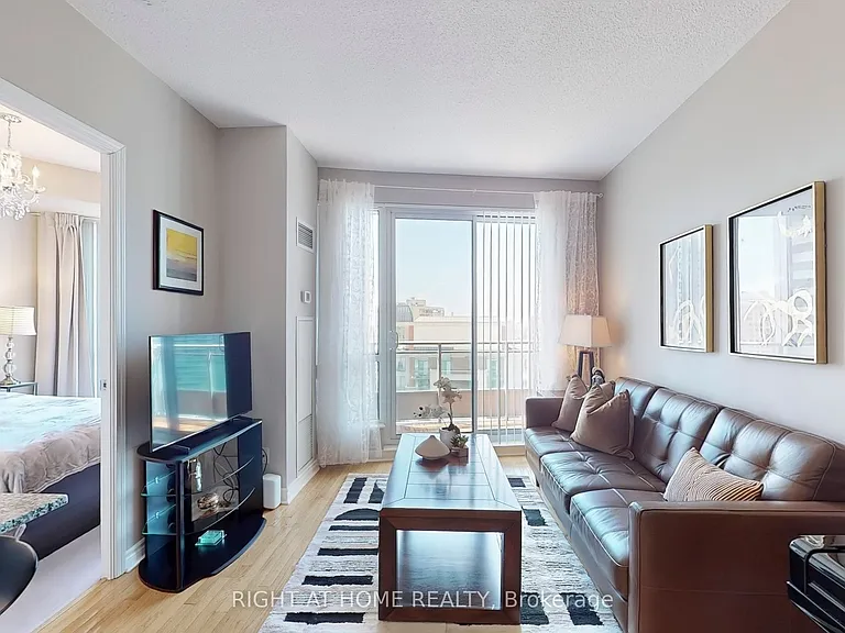 60 Byng Ave #1612 — Photo 6