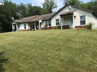 1468 Mercer Rd, Ellwood City, PA 16117