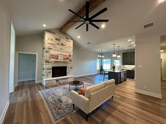 5th image of 3606 Grandview Dr