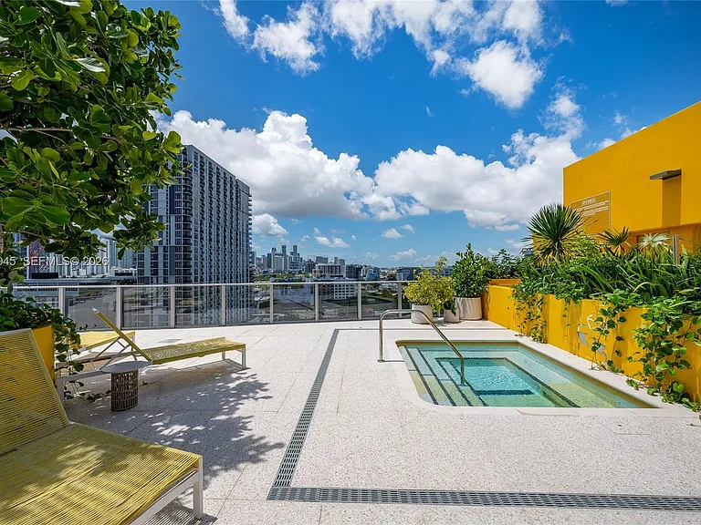 90 NE 32nd 601 Miami #601 — Photo 34