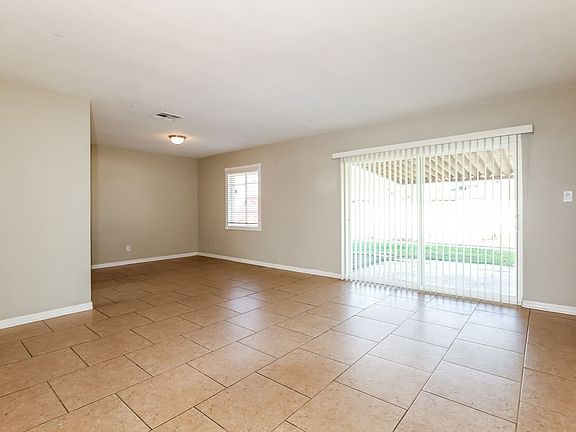 4th image of 5051 N 35th Dr