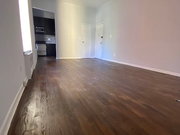 4th image of 329 W 101st St APT 4C
