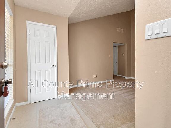 2nd image of 19422 Plantain Dr
