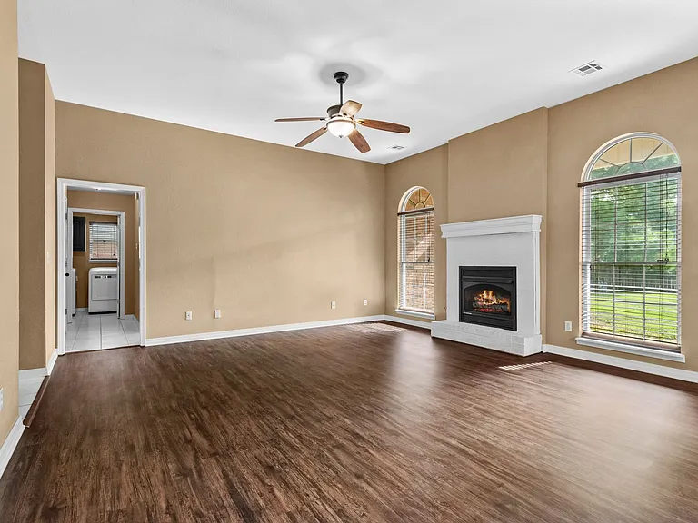 794 N Blazing Star Dr — Photo 7