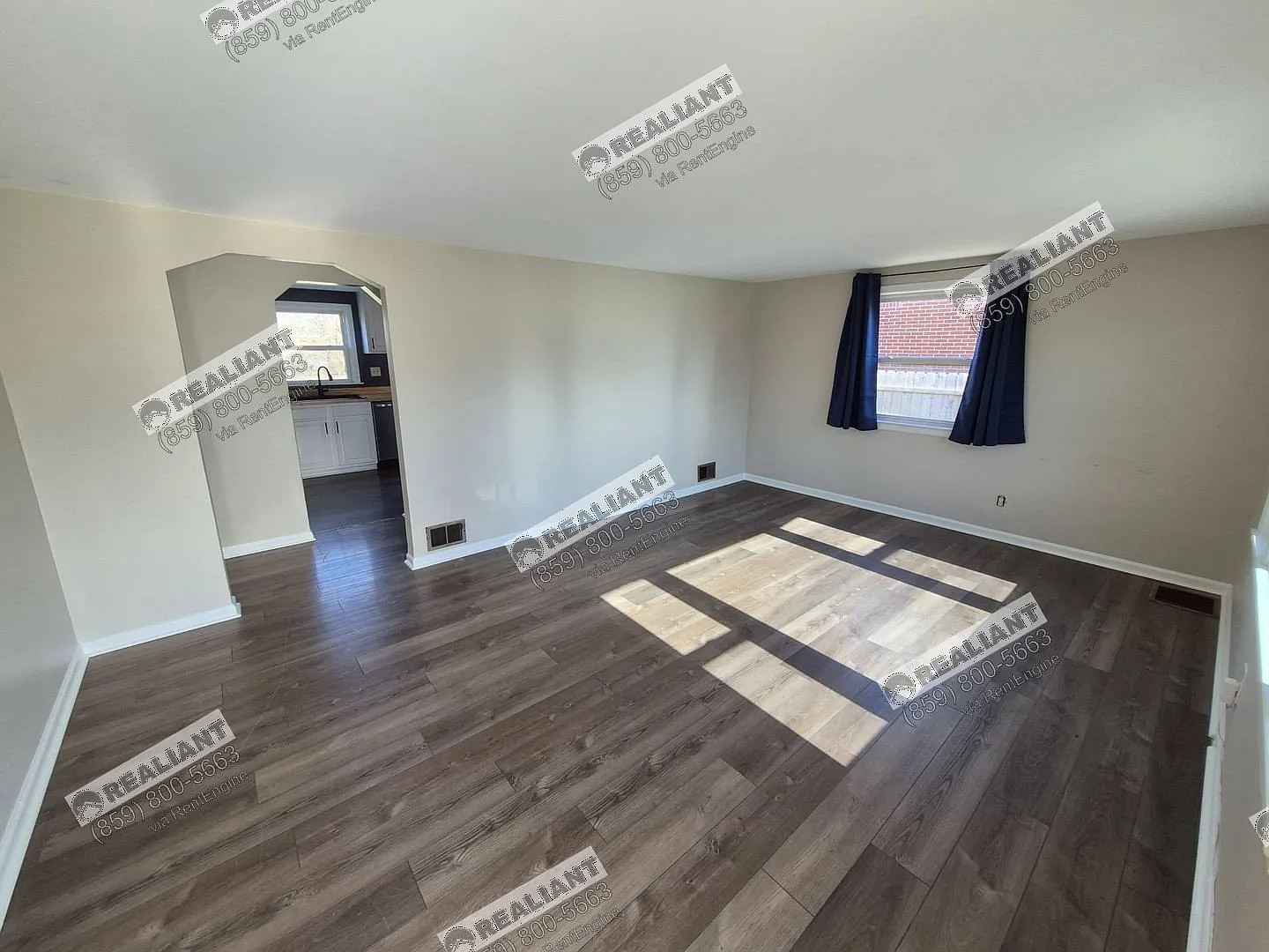 3 bed, 2.0 bath, 1054 sqft, $1,945 — Photo 3