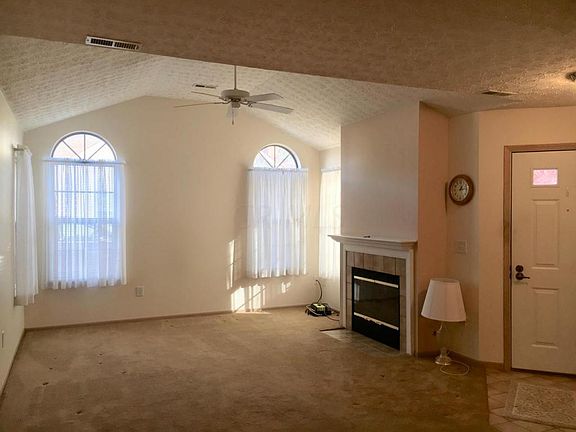 5th image of 88 Villa Creek Dr