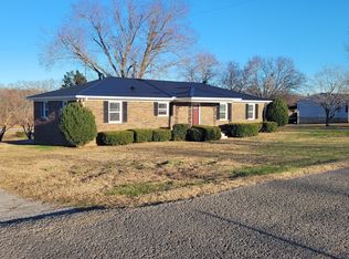 2072 Old Snow Hill Rd, Dowelltown, TN 37059